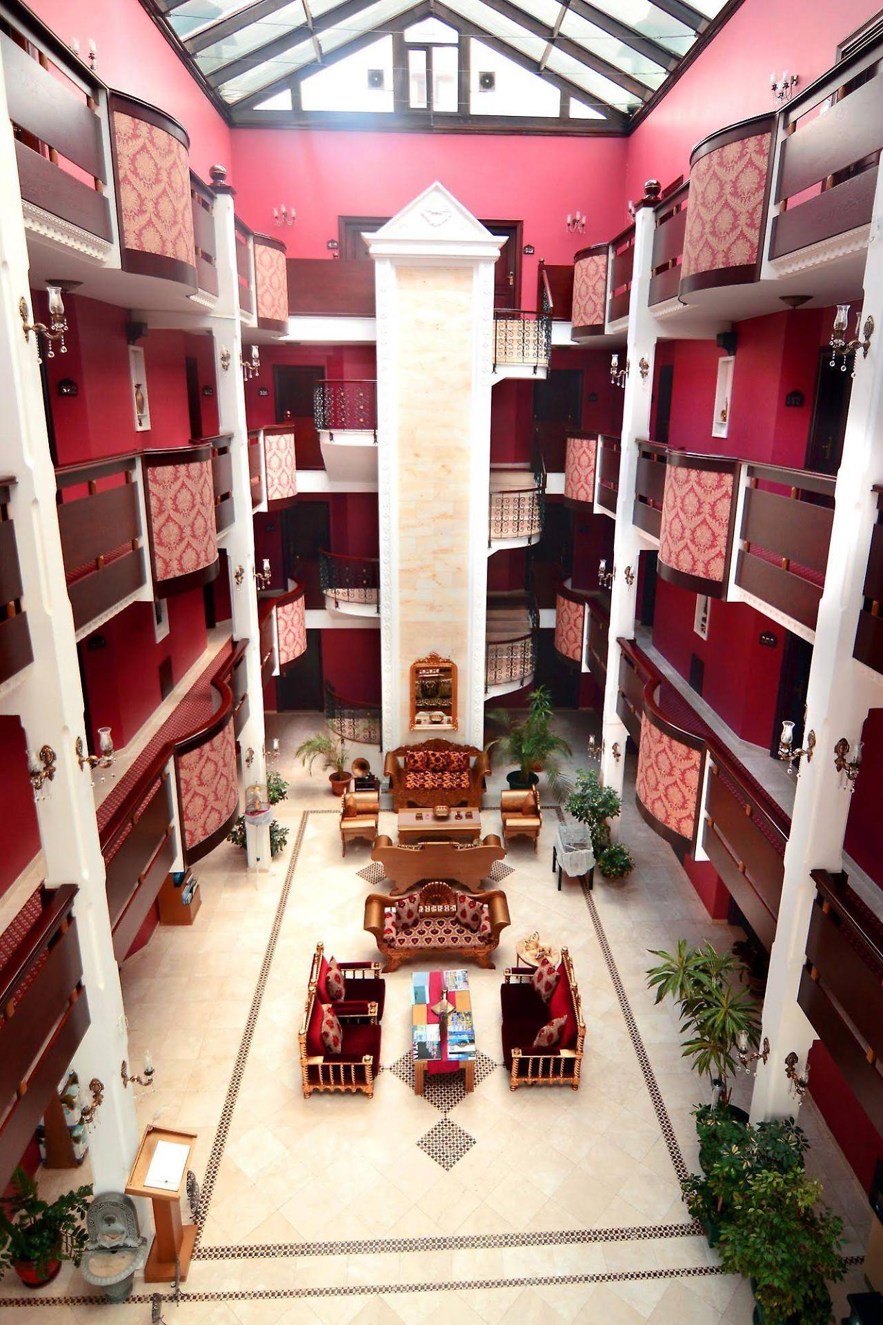 Otel Chatto 3*